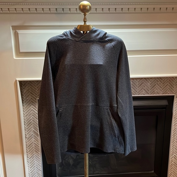 lululemon athletica Other - MEN LARGE LULULEMON SWEATSHIRT AND SMALL LULULEMON BAG AND LULULEMON WATERBOTTLE